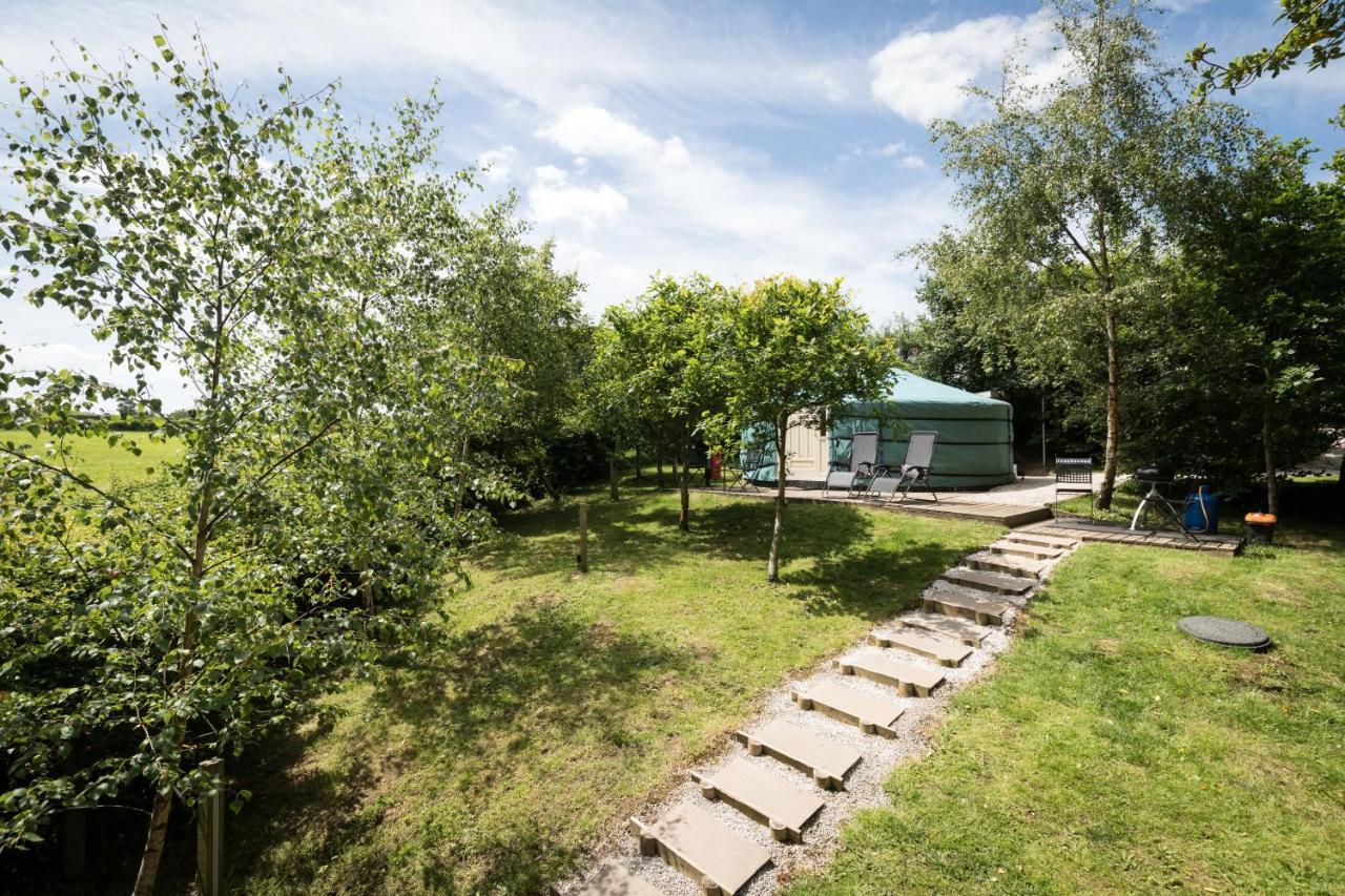 Luxury Yurt With Hot Tub - Pre-Heated For Your Arrival Buxton  Exterior foto